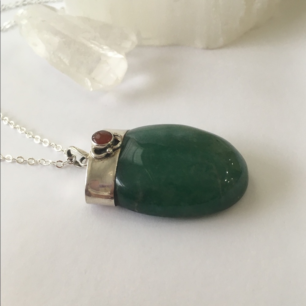 ✨ Vintage Gemstone Pendant - Picture 4 of 6